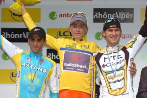 Эванс остался лидером рейтинга велосипедистов Альберто Контадор совершил хороший подъем по ступеням десятки сильнейших. 