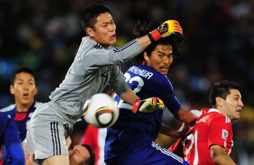 Парагвай проходит Японию Команда Херардо Мартино побеждает японцев в серии пенальти. 