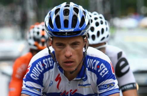 Тур де Франс. Шаванель в желтом, остальные протестуют Француз уверенно побеждает на третьем этапе гонки и становится новым лидером генеральной классифик...