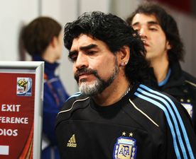 Марадона: "Моя глава в сборной подошла к концу" Тренер сборной Аргентины подтвердил, что покинет асби-селестес.
