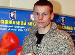 Нужненко: "Я побеждал бойцов лучших, чем Хаттон" Украинский боксер намерен остановить Мэтью Хаттона на пути к чемпионскому титулу.