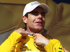 Эванс: "Желтая майка - это прекрасно" Новый лидер общего зачета Тур де Франс вне себя от радости. 