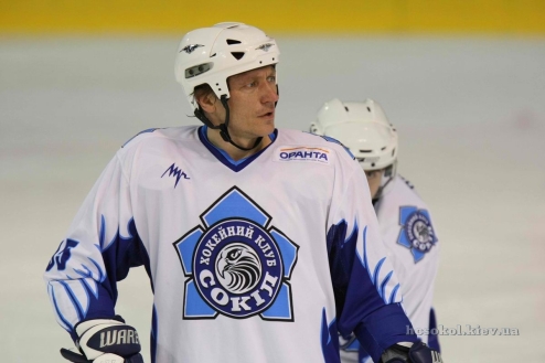 Виталий Литвиненко остается в Соколе Ветеран украинского хоккея продлил контракт с киевлянами.