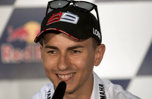 MotoGP. Гран-при США. Лоренсо - победитель квалификации Лучшим на квалификации в Лагуна Сека стал лидер чемпионата мира.