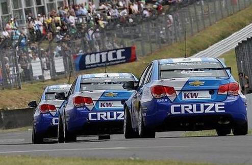 WTCC. Этап 7. Квалификация Роберт Хафф оказался лучшим на квалификации в Брно.