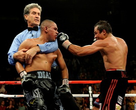 Маркес: "Я хочу третьего боя с Паккьяо" Мексиканский чемпион мира жаждет снова выйти на ринг против филиппинского боксера.