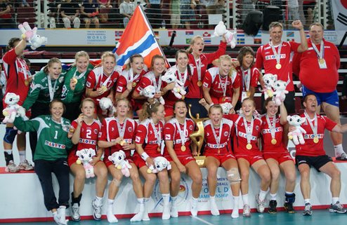 Гандбол. Норвежки выиграли молодежный чемпионат мира В Сеуле завершился 17-й чемпионат мира среди женских молодежных (до 20 лет) команд. 