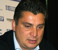Пучков: "Результат матча не по игре" Главный тренер крымского клуба обещает дать бой Байеру в Симферополе. 