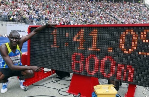 Побит мировой рекорд на мужской 800-метровке Кениец Давид Рудиша установил новое лучшее достижение в истории - 1,41,09.