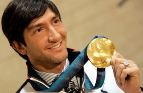 Победитель Плющенко решил взять паузу в карьере Американец Эван Лайсачек, выигравший золото Олимпийский игр-2010 в Ванкувере, в нынешнем году больше не ...