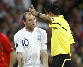 Руни может пропустить матч против Швейцарии Сборная Англии может лишиться помощи одного из героев матча против Болгарии в своем следующем поединке со шв...