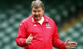Тошак подал в отставку с поста главного тренера сборной Уэльса Как и ожидалось, Джон Тошак покинул должность наставника валлийской сборной.