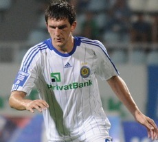 Попов приступил к занятиям в общей группе Македонский полузащитник Динамо покинул лазарет клуба. 