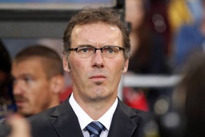 Блан: "Нам очень нужна победа" Тренер сборной Франции поделился ожиданиями от матча с Румынией в квалификации к Евро-2012.