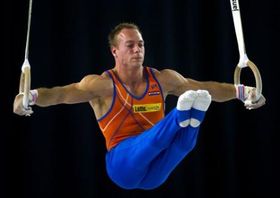 Экс-чемпион мира по гимнастике отверг обвинения в употреблении наркотиков Юрий ван Гелдер, за несколько дней до старта чемпионата мира в Роттердаме искл...