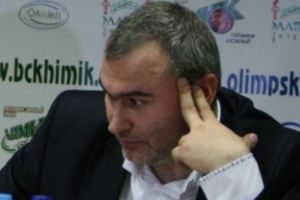 Усенко: "Игроки не поверили, что на равных сражаются с Донецком" Главный тренер Химика и один из ее лидеров прокомментировали поражение в Донецке. 