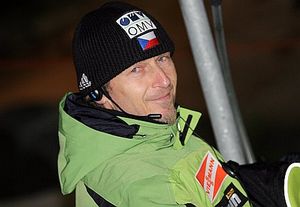 Сборную России по прыжкам с трамплина может возглавить австриец 46-летний Ричард Шаллерт в ближайшее время может стать тренером сборной России по прыжка...