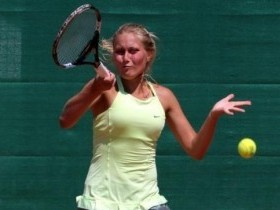 Любцова покидает корты Исманинга Украинская теннисистка проигрывает белоруской спортсменке и выбывает из турнира в Германии.