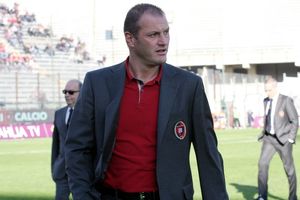 Кальяри прощается с тренером Пьерпаоло Бизоли не оправдал доверия руководства сардинийцев.