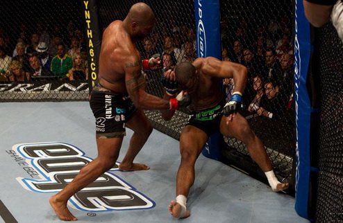 Эванс: "Приснилось, что Рэмпейдж нокаутировал Мачиду" Триумфатор UFC 114 Рашад Эванс поделился своим мнением о предстоящем бое Квинтона Джексона против ...