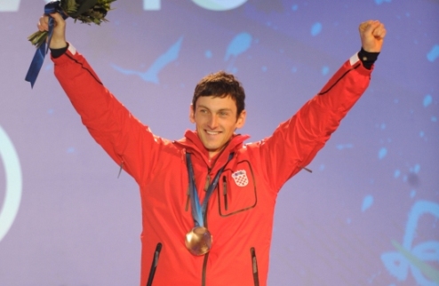 Бронзовый призер Ванкувера сменил гражданство Хорватский биатлонист со звучной фамилией Фак стал словенским.
