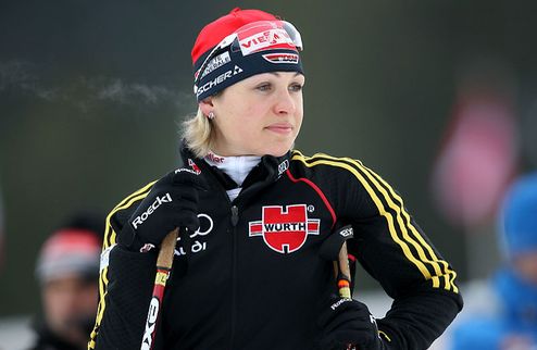 Нойнер заболела Двукратная олимпийская чемпионка Ванкувера Магдалена Нойнер из-за простуды пропустила контрольные старты немецкой команды на сборе в фин...