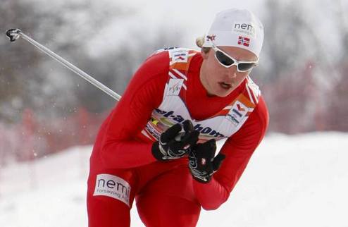 Двоеборье. Кокслиен празднует первую победу! Норвежец Микко Кокслиен одержал первую победу в карьере на соревнованиях Кубка мира в родном Лиллехаммере.