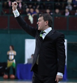 Черний: "Надо было забыть о первой половине" Главный тренер БК Киев прокомментировал поражение его команды от Днепра. 