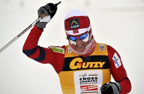 Лыжные гонки. Бьорген вновь зажигает! Непобедимая норвежка Марит Бьорген выиграла и коньковый спринт в швейцарском Давосе.