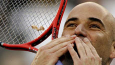 Агасси считает Федерера и Надаля лучшими Американская легенда тенниса назвал первую и вторую ракетки мира лучшими за всю историю этого вида спорта.