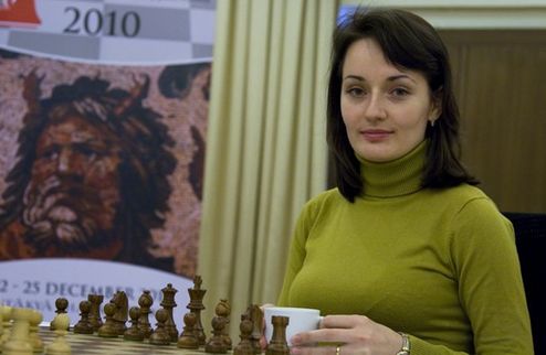Украинка — в четвертьфинале чемпионата мира по шахматам На женском ЧМ-2010 в турецкой Антакье определилась восьмерка лучших.