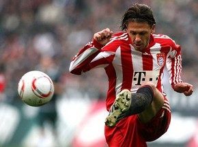 Демикелис переходит в Примеру Защитник Баварии получает мало игрового времени в мюнхенском клубе.