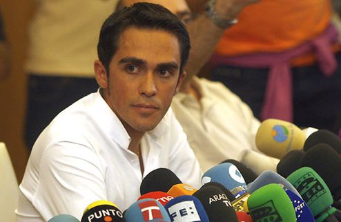 Контадор заявлен для участия в мартовской многодневке Испанец Альберто Контадор включен своей новой командой Saxo Bank в заявку для участия в многодневн...