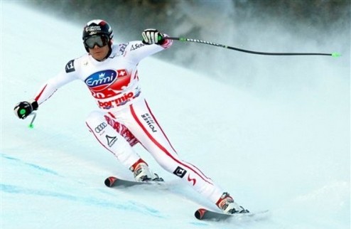 Горные лыжи. Вальххофер выиграл в Бормио Австриец Михаэль Вальххофер одержал победу на скоростном спуске в Бормио.