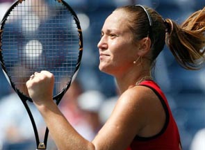 Окленд. Е.Бондаренко выиграла у Дате Крумм Украинская теннисистка стартовала с уверенной победы в новом сезоне на турнире в Новой Зеландии.