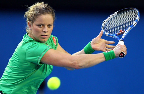 Клийстерс становится победительницей Australian Open Бельгийская теннисистка в упорной борьбе одержала волевую победу в решающем поединке Открытого чемп...