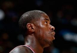 Уильямсы получили свои дисквалификации Сегодня вице-президент НБА по баскетбольным операциям Стю Джексон огласил сроки дисквалификации баскетболистам-од...
