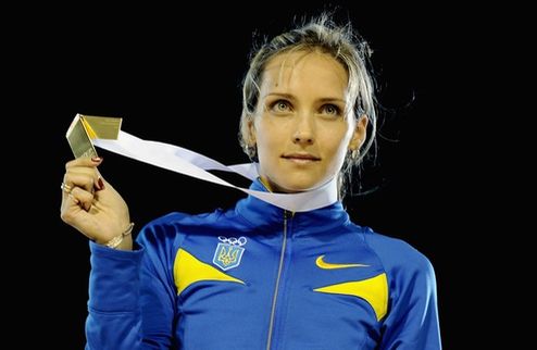 Названы лучшие легкоатлеты Украины по итогам 2010 года Во вторник на шестой по счету церемонии награждения лучших легкоатлетов страны Афина-2010 были об...