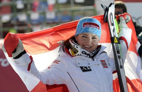 Горные лыжи. И снова Элизабет Гергль Австрийка Элизабет Гергль завоевала свою вторую золотую медаль на чемпионате мира по горным лыжам в Гармиш-Партенки...