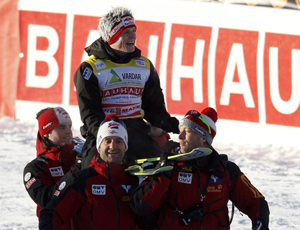 Прыжки с трамплина. Моргенштерн наслаждается каждым прыжком Сегодня австрийский летающий лыжник оформил победу в общем зачете Кубка мира.