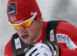 Лыжные гонки. Нортуг: "Мне помог Даниэль Рикардссон" Петтер Нортуг выиграл бронзовую медаль в гонке на 15 км классическим стилем в своей родной Норвегии...