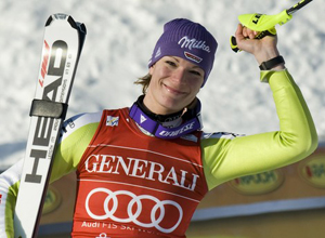 Горные лыжи. Риш: "Я очень хорошо выступаю, но..." Спортсменка из Гармиш-Партенкирхена выиграла золотую медаль на этапе Кубка мира в шведской Оре.