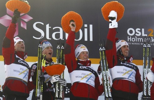 Готтвальд и Штехер принесли Австрии победу Сборная Австрии выиграла командные соревнования у двоеборцев на чемпионате мира в Осло (Норвегия).