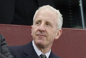 Астон Вилла будет сокращать расходы  Клуб понес огромные финансовые потери по состоянию на 31 мая 2010 года.