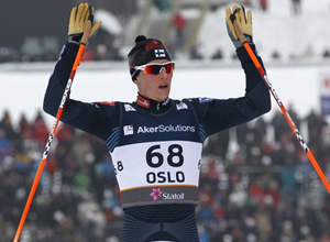 Лыжные гонки. Хейккинен: "Медаль много значит для финнов" Финский спортсмен неожиданно для всех выиграл индивидуальную гонку на 15 км классикой в Осло.