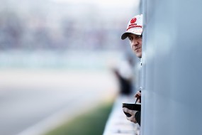 Мерседес: Шумахер доволен прогрессом команды Сегодня Шуми закончил последний день тестов с лучшим временем прохождения круга.