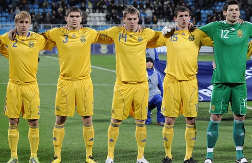 Яковенко огласил список На матч с исландцами и датчанами наставник украинской "молодежки" вызвал 20 футболистов. 