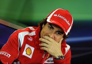 Алонсо: "Стоит сконцентрироваться на стратегии" Пилот команды Феррари поделился своими мыслями о предстоящем сезоне Формулы-1, который стартует с Гран-п...
