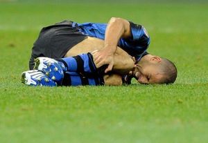 Самуэль надеется сыграть до конца сезона Защитник Интера продолжает восстанавливаться от тяжелой травмы колена, и рассчитывает еще помочь своей команде ...