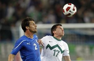 Маджо: "Пора начинать новую эру итальянского футбола" Кристиан Маджо доволен своей игрой в составе сборной Италии.
